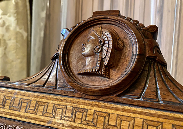 rocking chair detail